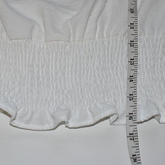 Urban Romantics Swiss Dot Sleeveless Crop Top White Size M - Picture 4 of 9